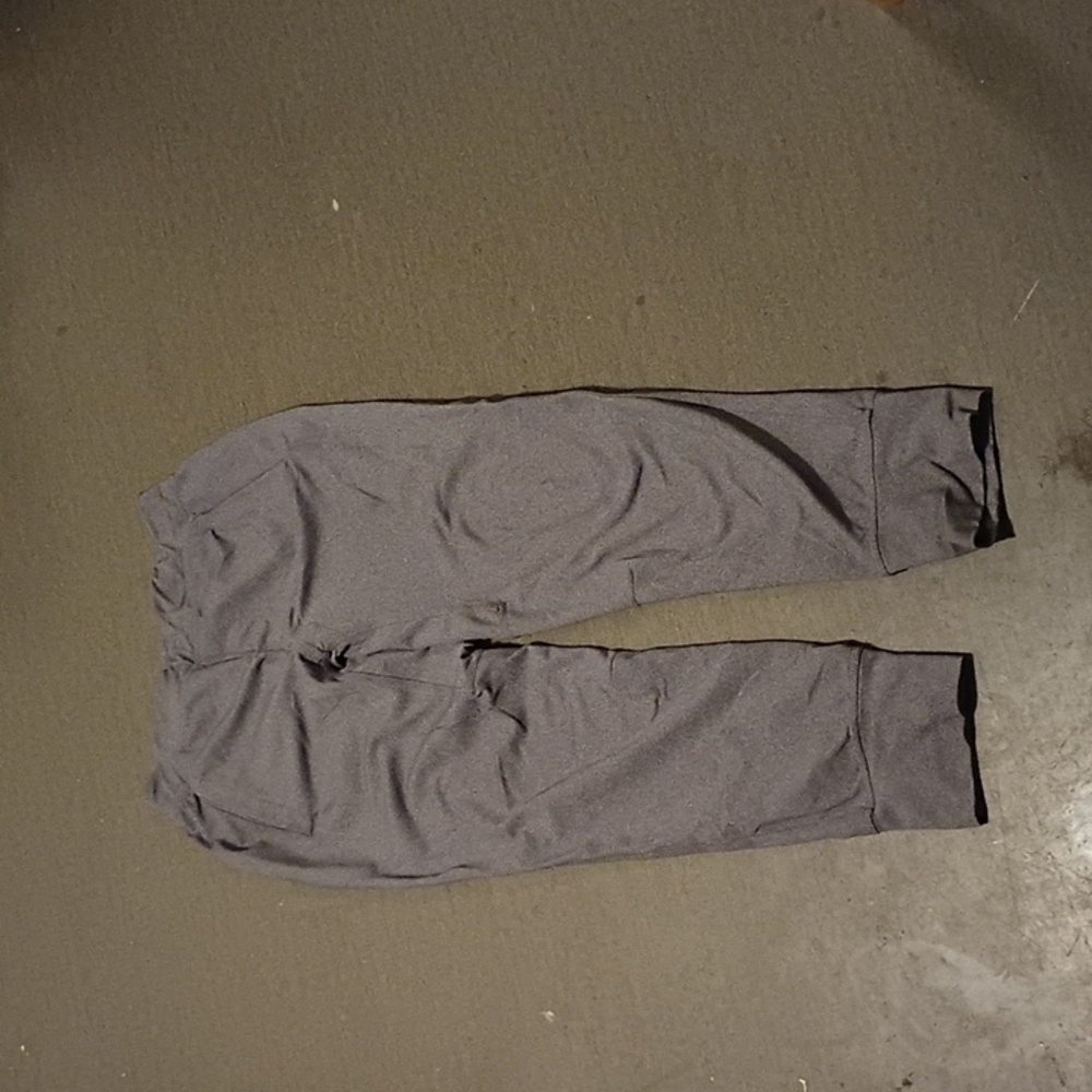 Lululemon Athletics grey yoga pants size medium